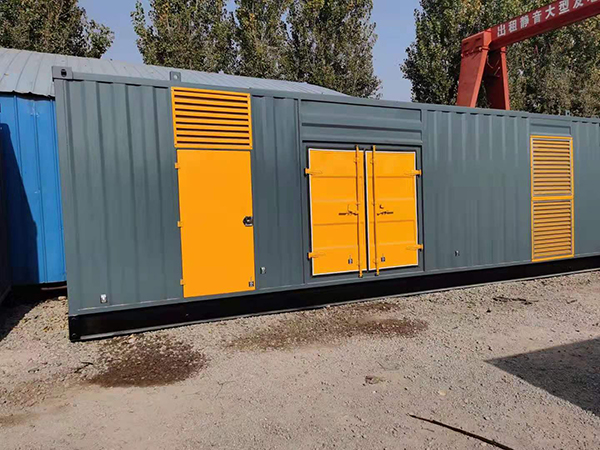 佛罗镇300kw 柴油发电机组用多大的空气开关？